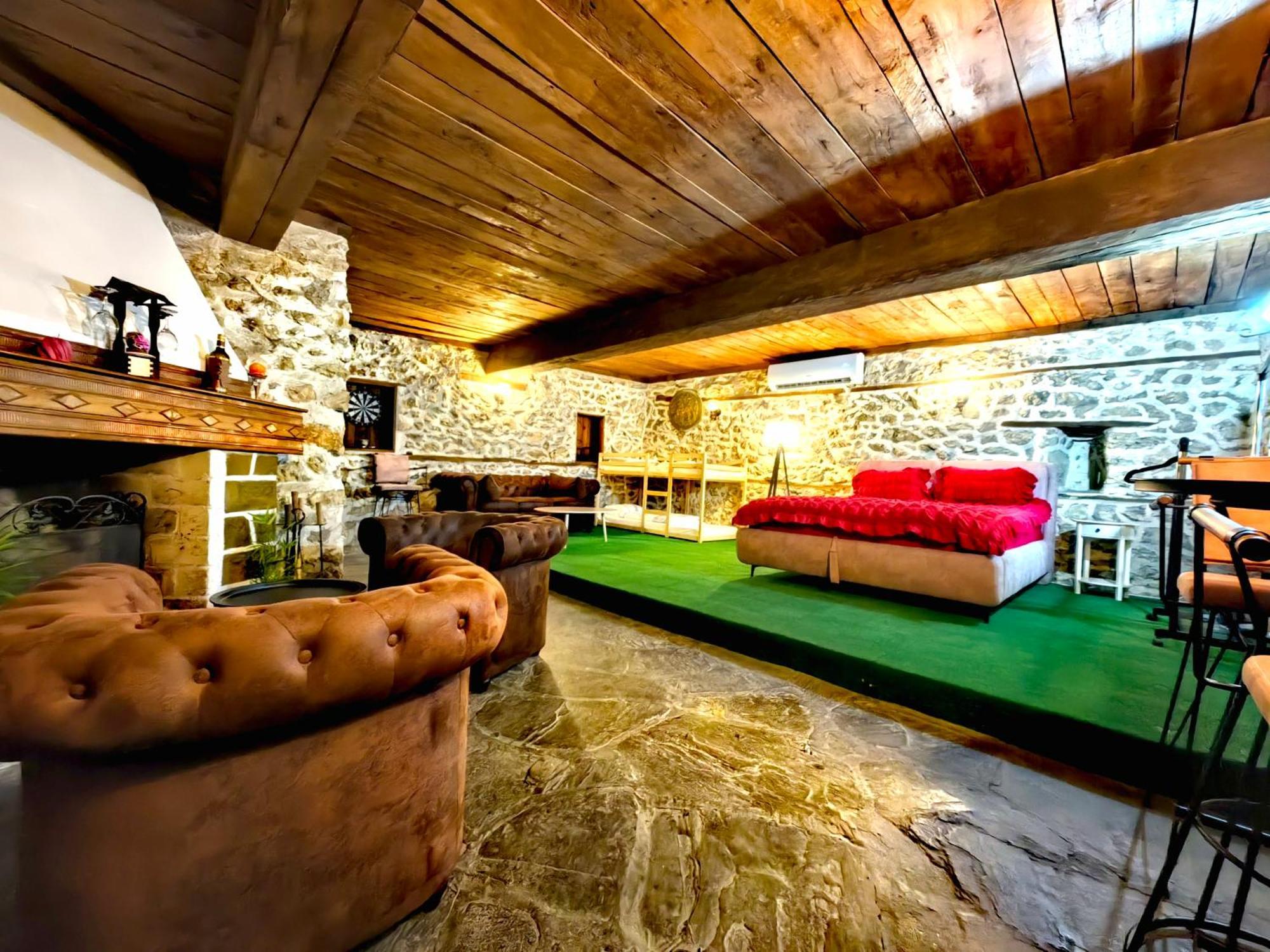 Complex Arbanashki Style-Panoramic View With Summer And Winter Terrace, Jacuzzi, Sauna, Children'S And Adult Area With Cinema Summer Arbanasi Exteriör bild